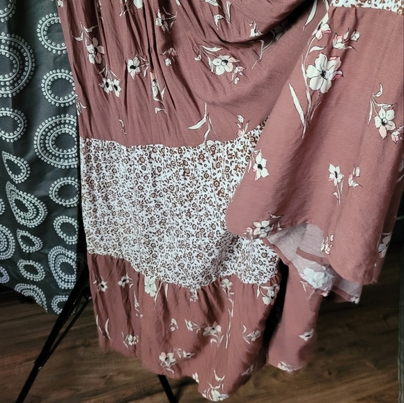 Floral Brown Maxi Dress - Picture 4 of 10